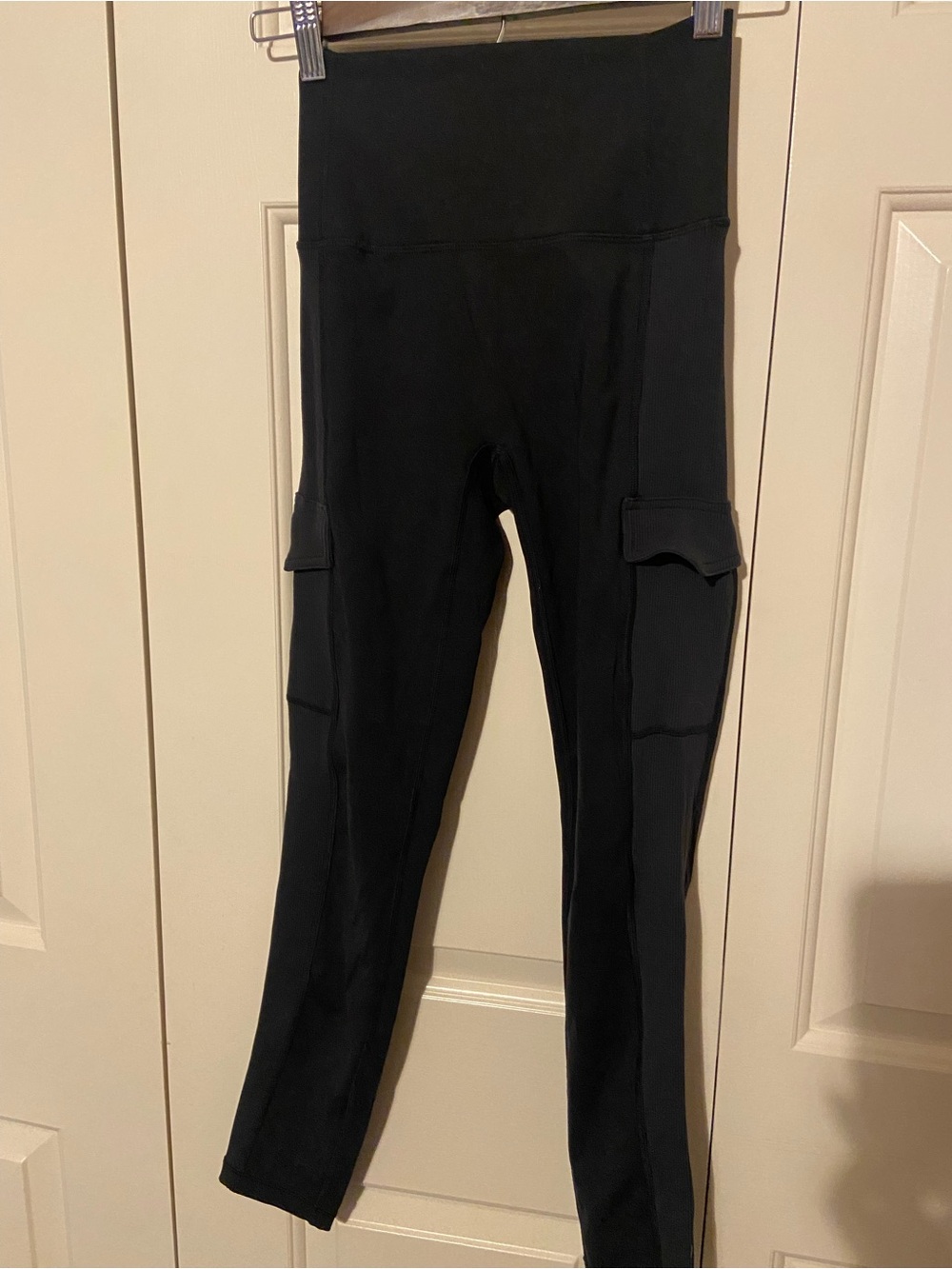 Offline Black High-Waist Cargo Leggings